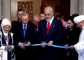 Rama dhe Erdogan inaugurojnë Xhaminë e Namazgjasë