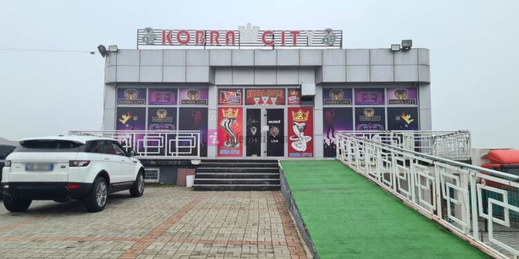 Prokuroria thotë se faturat ishin shkaku i vrasjes në lokalin “Kobra City”