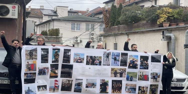 Para se EULEX të prezantojë raportin, proteston Partia Demokratike Serbe