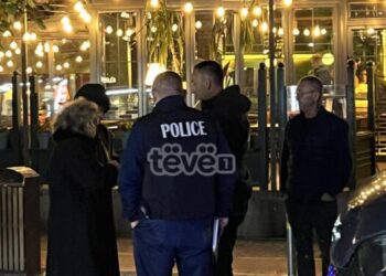 Policia thotë se gjeti tri gëzhoja dhe katër fishekë në vendin ku u vranë dy të rinj në Klinë