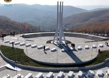 Përurohet kompleksi memorial i dëshmorëve dhe martirëve në Marec