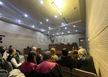 Dështon seanca për të akuzuarit për hedhjen e gazit lotsjellës në Kuvend, s’paraqitet Konjufca