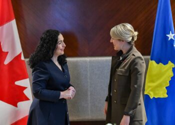 Osmani takoi ministren e Punëve të Jashtme të Kanadasë, diskutuan për situatën e sigurisë në Kosovë