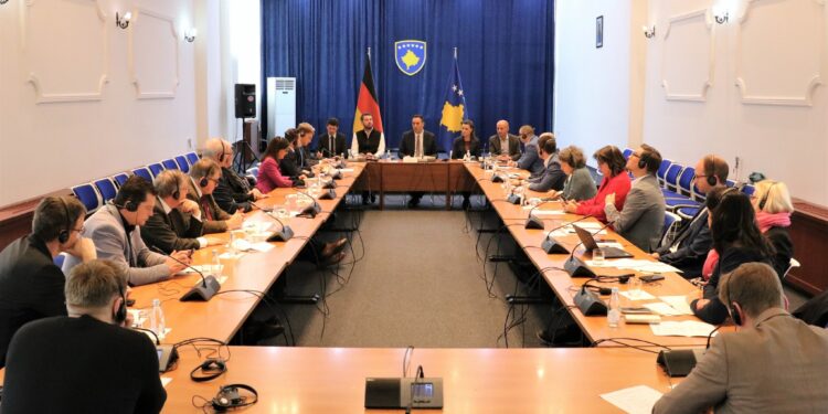 Konjufca pret në takim anëtarët e komisionit për Buxhet dhe Financa të Parlamentit të Bavarisë