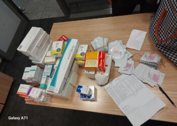 Dogana sekuestron mallra të padeklaruara me vlerë 15 mijë euro në Aeroportin e Prishtinës