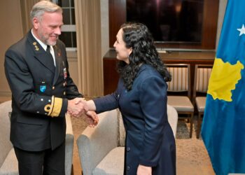 Osmani takohet me Admiralin e NATO-s: I rëndësishëm anëtarësimi në Aleancën historike