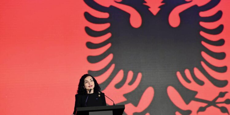 Osmani: 28 Nëntori është kujtim i sakrificave tona për liri e paqe