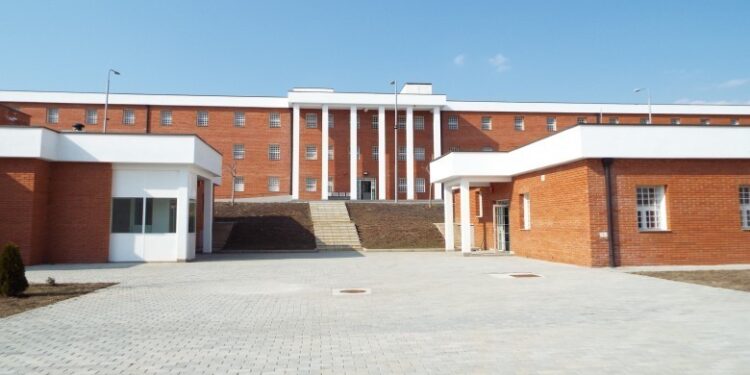 Zëdhënësja e OKB-së në Kosovë: Marrëveshja e burgjeve Kosovë-Danimarkë rrezikon të drejtat e njeriut