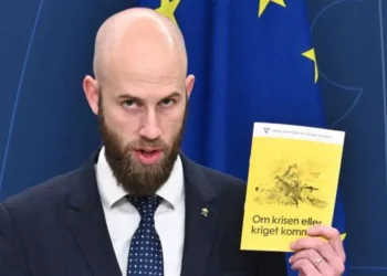 Vendet nordike me broshura këshilluese për mbijetesë në rast lufte