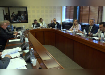 ​Miratohet me vërejtje rregullorja e punës së Komisionerit Parlamentar për FSK-në