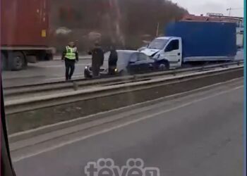 Dy persona të lënduar në aksidentin Pejë – Prishtinë