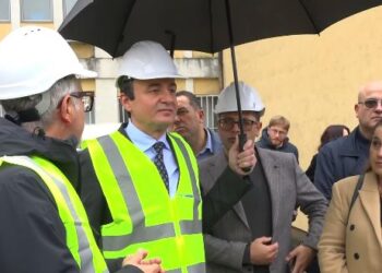 Kurti: Qytetarët s’do të shkojnë më për shërim jashtë vendit, pas ndërtimit të dy klinikave të reja