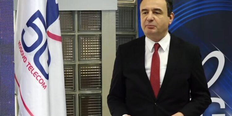 Kurti: Telekomi, shembull që faji nuk është tek pronësia por qeverisja që shpërfillë interesin publik