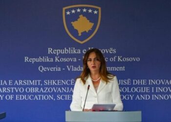 MAShT-i nënshkruan kontratat për ndërtimin e 3 çerdheve dhe një shkolle