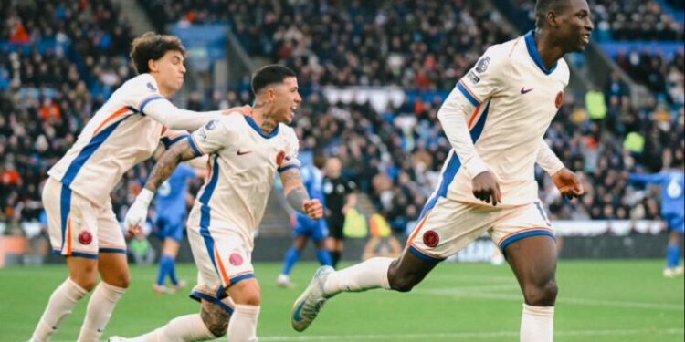 Chelsea kthehet te fitorja, triumfon në udhëtim te Leicester City