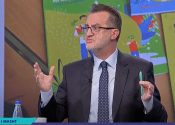 Doracaku i MAShT-it, Agani: Jam kundër edukatës seksuale sipas këtij modeli