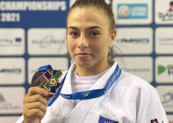 Erza fituese e medalje së bronztë evropiane