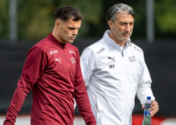 Yakin fton katër shqiptarë te Zvicra