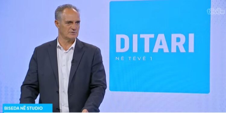 Hasani: Trumpi do ta rishqyrtojë marrëveshjen e Uashingtonit, e Brukselit mund të pushohet