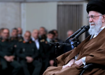 Khamenei zotohet se do të ketë përgjigje për sulmet ndaj Iranit dhe aleatëve