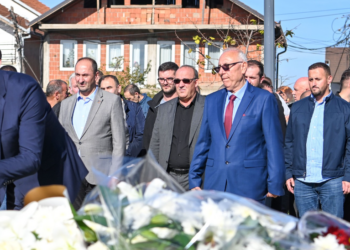 Bulliqi nderon Zhitinë dhe Fazliun: Trashëgimi që frymëzon dhe obligon të vazhdojmë rrugën e zhvillimit të Kosovës