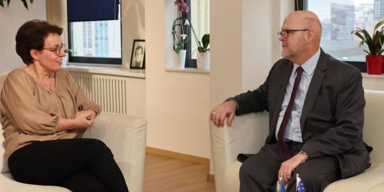 Gërvalla takon Hovenier, thekson përkushtimin e Kosovës për integrime euroatlantike