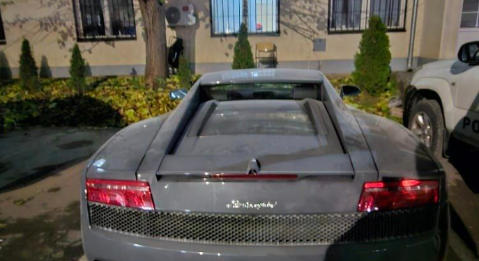 Sekuestrohet një Lamborghini në Prizren, e voziste një 11-vjeçar