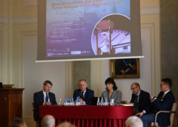 Bislimi në Poloni: Procesi i zgjerimit duhet të jetë i bazuar në meritokraci