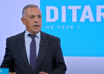 Isufi: Me AAK paga minimale 500 euro, premtimet i kemi mbajtur edhe në të kaluarën