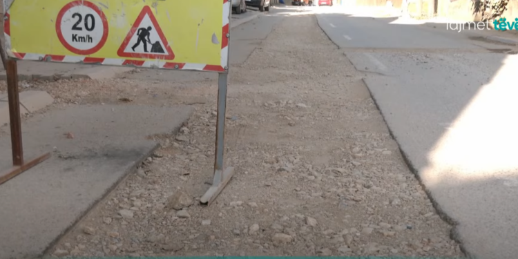Që tetë muaj punime në rrugën “Xhavit Ahmeti” në Prishtinë, banorët me ankesa