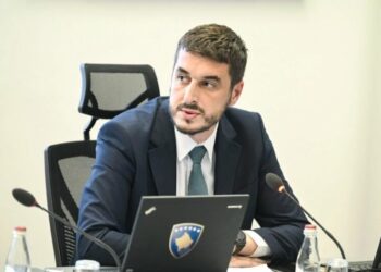 Kelmendi: Lënda “Edukimi Seksual” nuk është lëndë obligative në kurrikulë, siç po thuhet