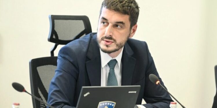 Kelmendi: Lënda “Edukimi Seksual” nuk është lëndë obligative në kurrikulë, siç po thuhet