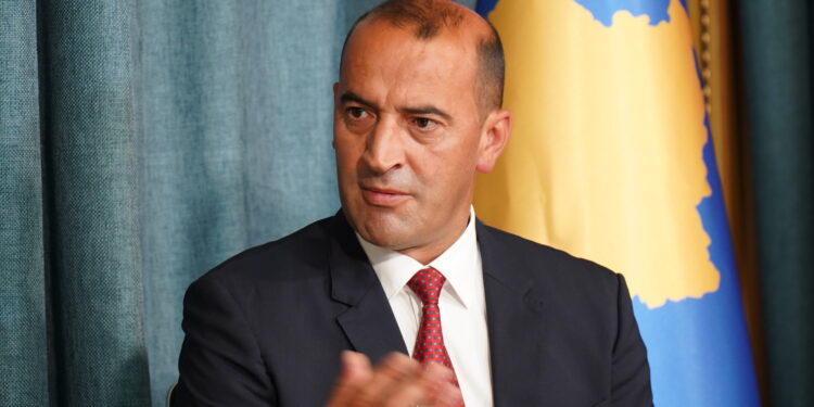 Haradinaj i quan konspiracione deklaratat e Maqedoncit për raportimin e mungesës së ushqimeve në FSK