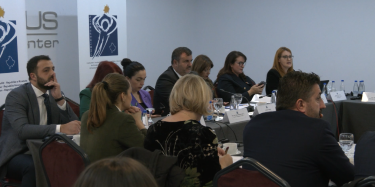 Kritikohet afati për viktimat e dhunës seksuale gjatë luftës