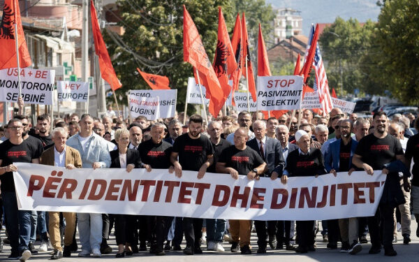 “Për mijëra qytetarë të pasivizuar”, shqiptarët e Luginës protestojnë sot në Medvegjë