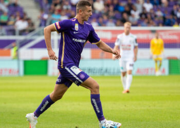 Tri klube pas futbollistit Fisnik Asllani