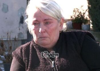 “Djalin e kanë zënë në pyll, ka shkuar për idare”- Flet nëna e njërit prej dy të arrestuarve nga Serbia
