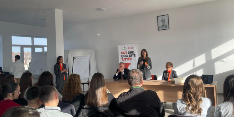 Haxhiu: Sot në të gjitha shkollat në orën e parë të mësimit do të diskutohet për dhunën në familje