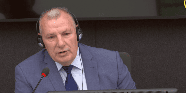 Buja: Ushtritë në luftë s’pranojnë se kanë humbje, UÇK-ja ka pas nevojë për propagandë