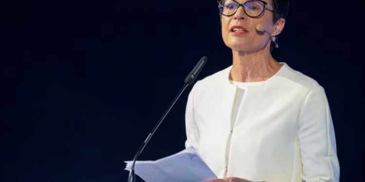 Kandidatja për komisionare të Zgjerimit kundër shkëmbimit të territoreve mes Kosovës e Serbisë