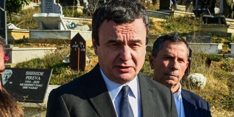 Kurti: Të gatshëm ta ndihmojmë Prokurorinë në zbardhjen e rastit të Astrit Deharit