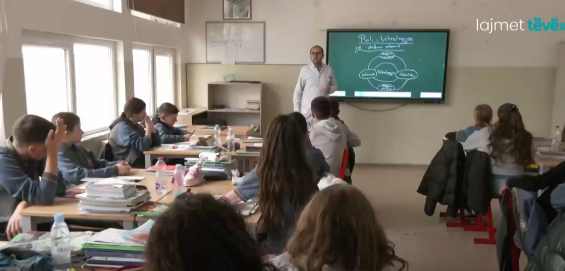 Doracaku për edukim seksual ngjalli reagime –  a po zbatohet në shkolla?