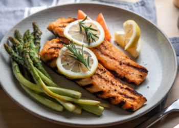 Disa nga ushqimet që e luftojnë stresin