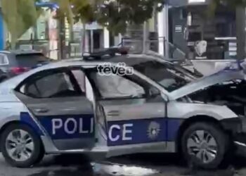 Vetura e policisë përfshihet në një aksident në Prishtinë