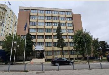 Ministrja Rizvanolli po intervistohet në Prokurorinë Speciale