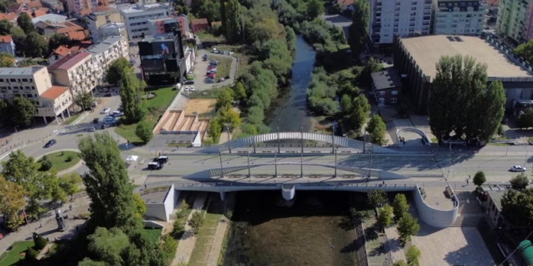 Kosova kundër zgjidhjeve me Serbinë që prekin territoret