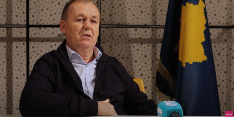 Vëllau i Rexhep Selimit tregon emocionet e daljes së parë publike të UÇK-së