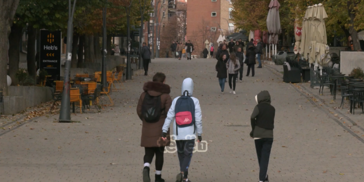 Serbia ua paguan drekën nxënësve serbë në Kosovë