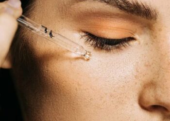 A mund të përdorni retinol nëse keni lëkurë të ndjeshme?