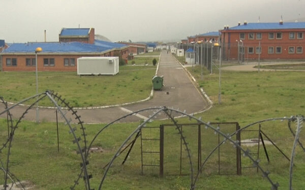 ​Kontrolle në burgun e Dubravës, oficerët gjejnë qese me marihuanë